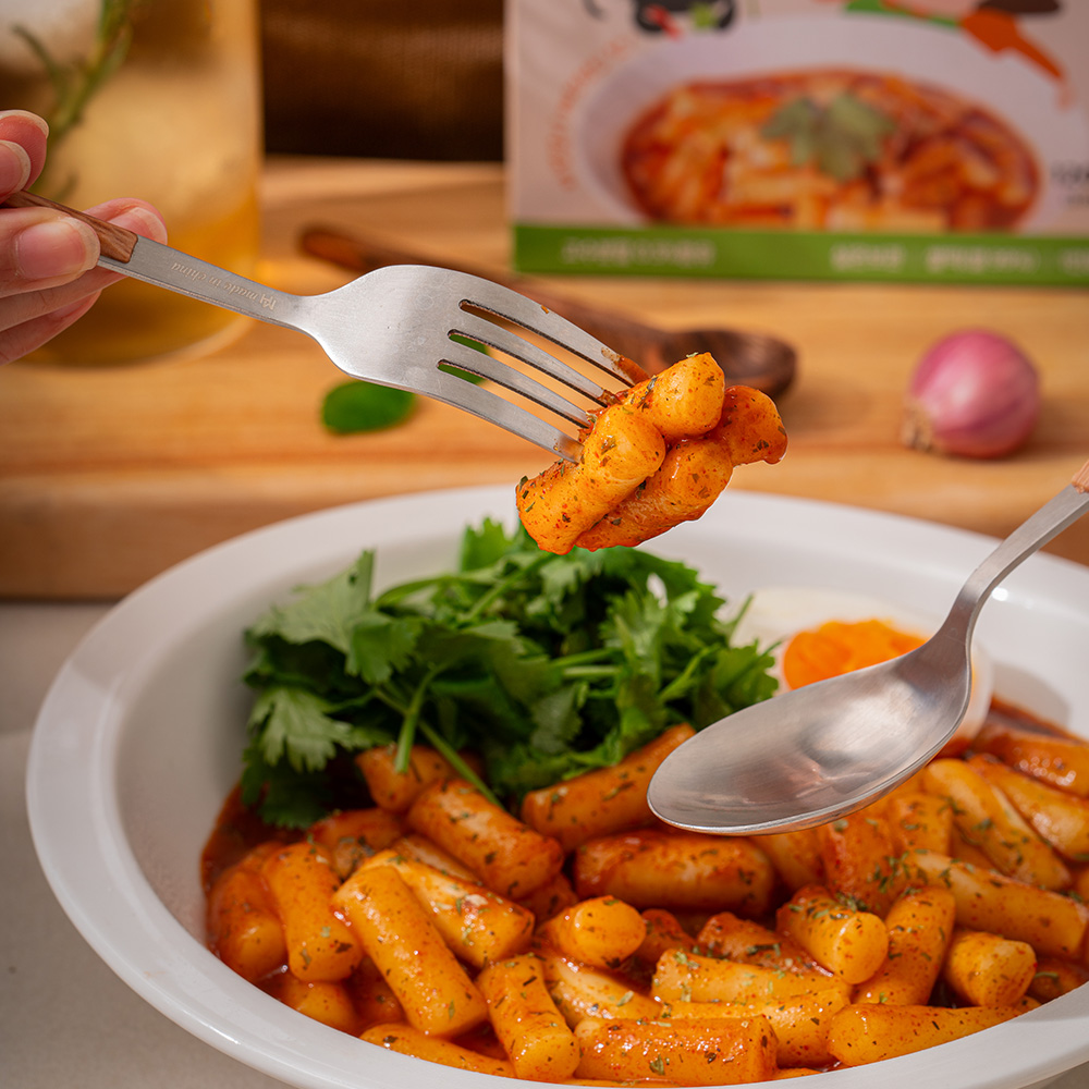 더밥 고수떡볶이 국내 최초 고수 맛 떡볶이 : 제이시픽