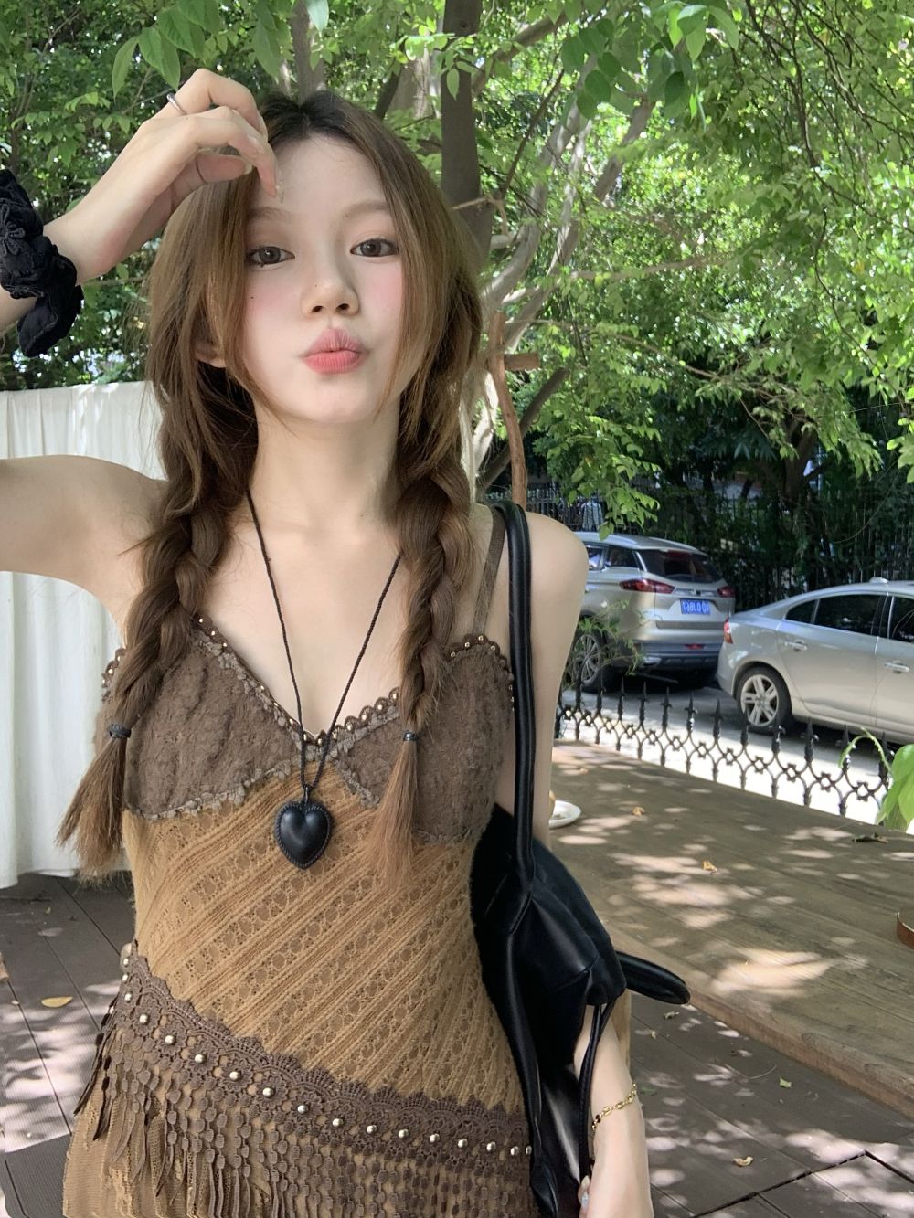 브이넥 서스펜더 복고풍 매력 업 메쉬 접합 롱 동남아 원피스 : 간지365
