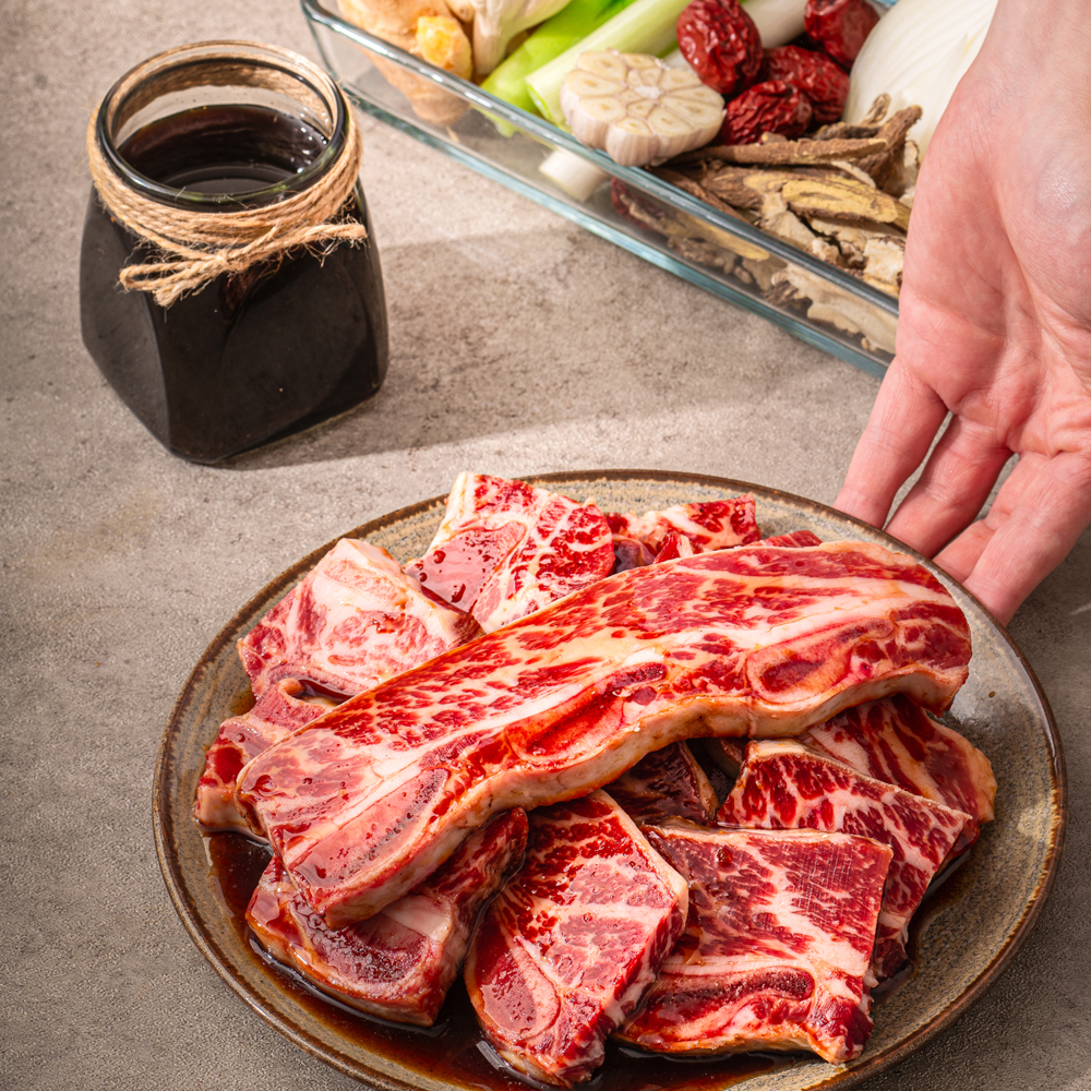 조선 양념 LA갈비 750g 2인분 초이스 등급 미국산소고기 엘에이 소갈비 갈비찜 꽃갈비 : 조선돼지갈비