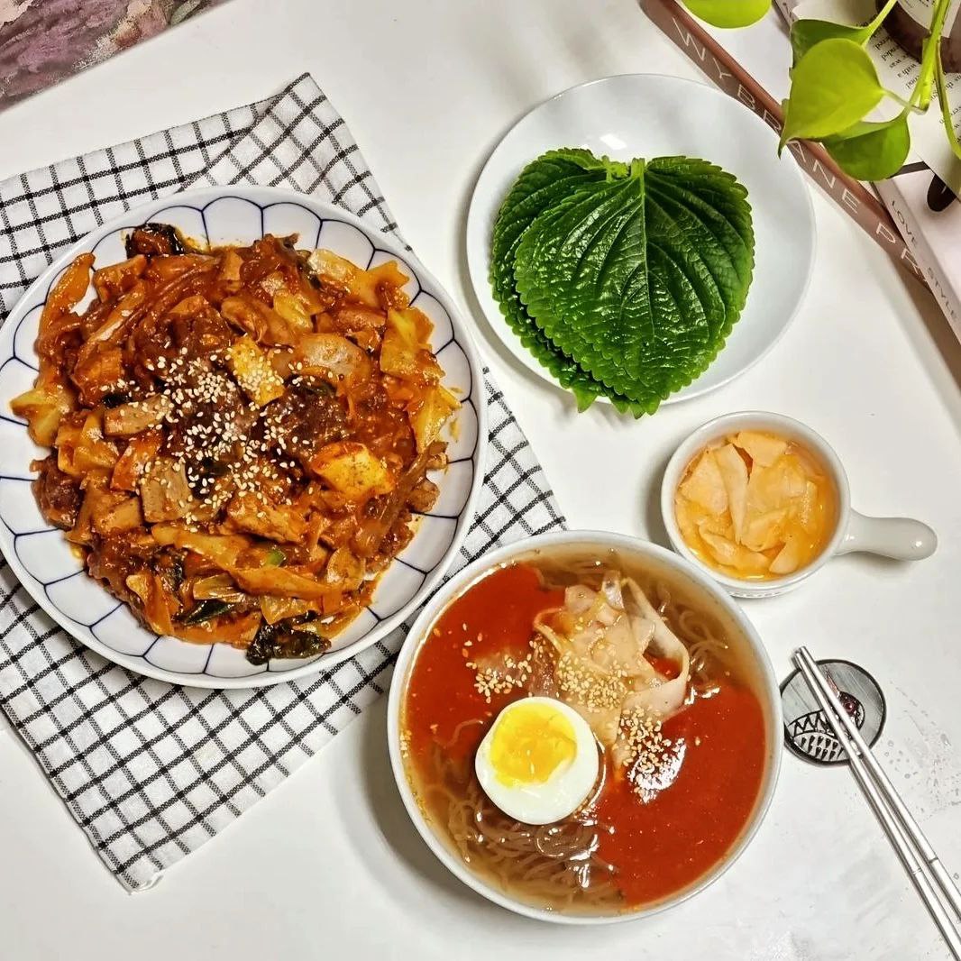 31년전통 곱창가득 순대야채곱창 볶음 넉넉한 2인분 맛집 캠핑 밀키트 : 까치분식 since1992