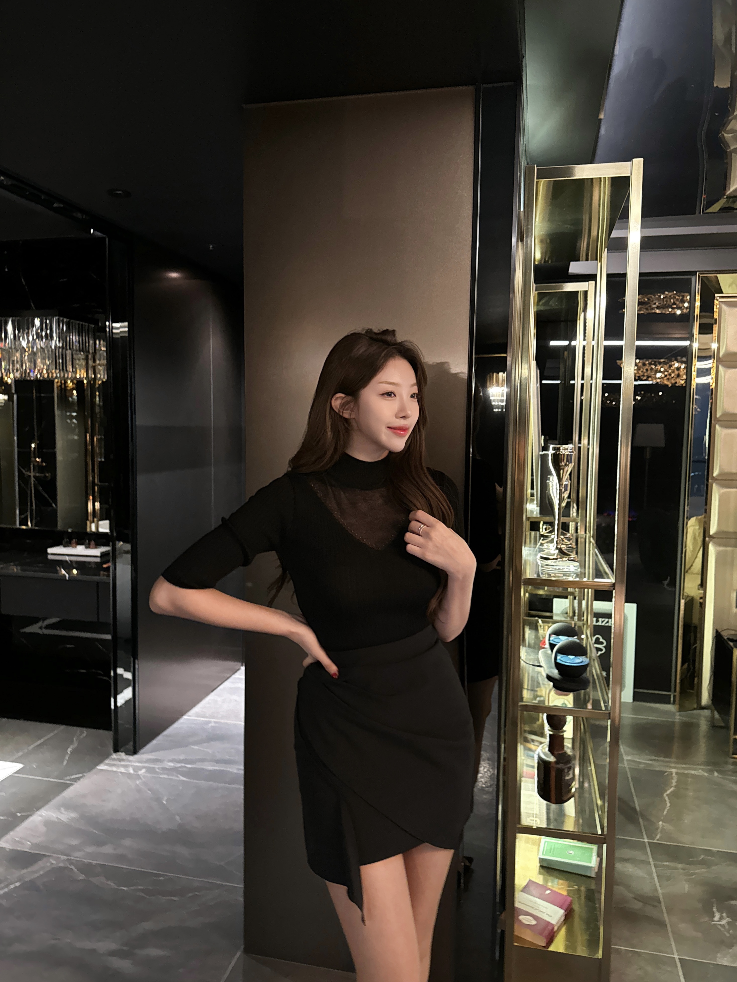 튤립 셔링 스커트 [ 2color ] : 에이더에이