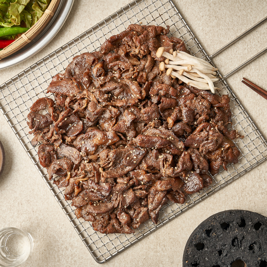 뚱자마켙 연탄불고기 석쇠 직화 돼지불고기 간장 고추장 양념 불백 200g : 리틀 프렌즈