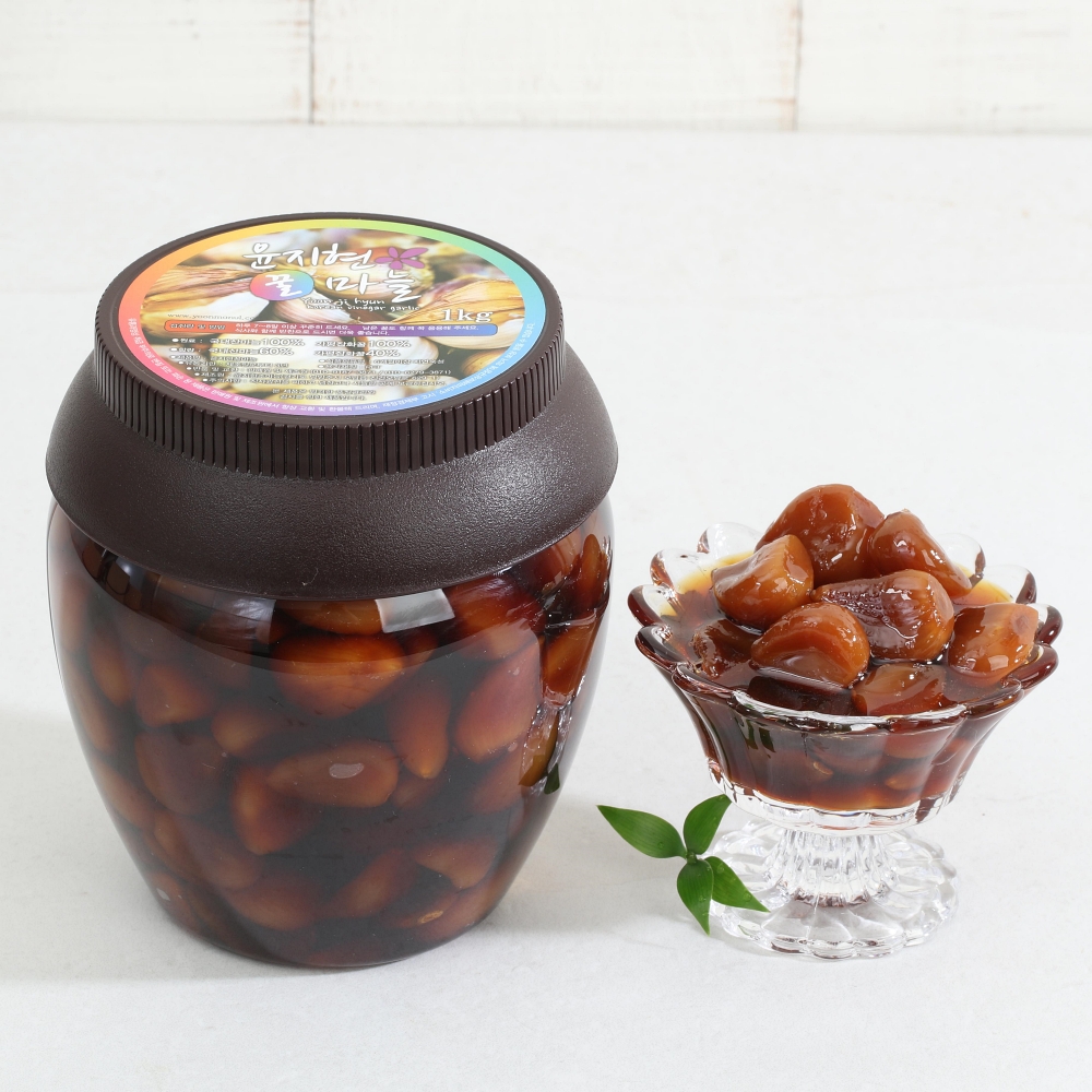 국산 윤지현 초마늘 마늘절임 1kg 감식초 집반찬 건강식 : 윤지현초마늘