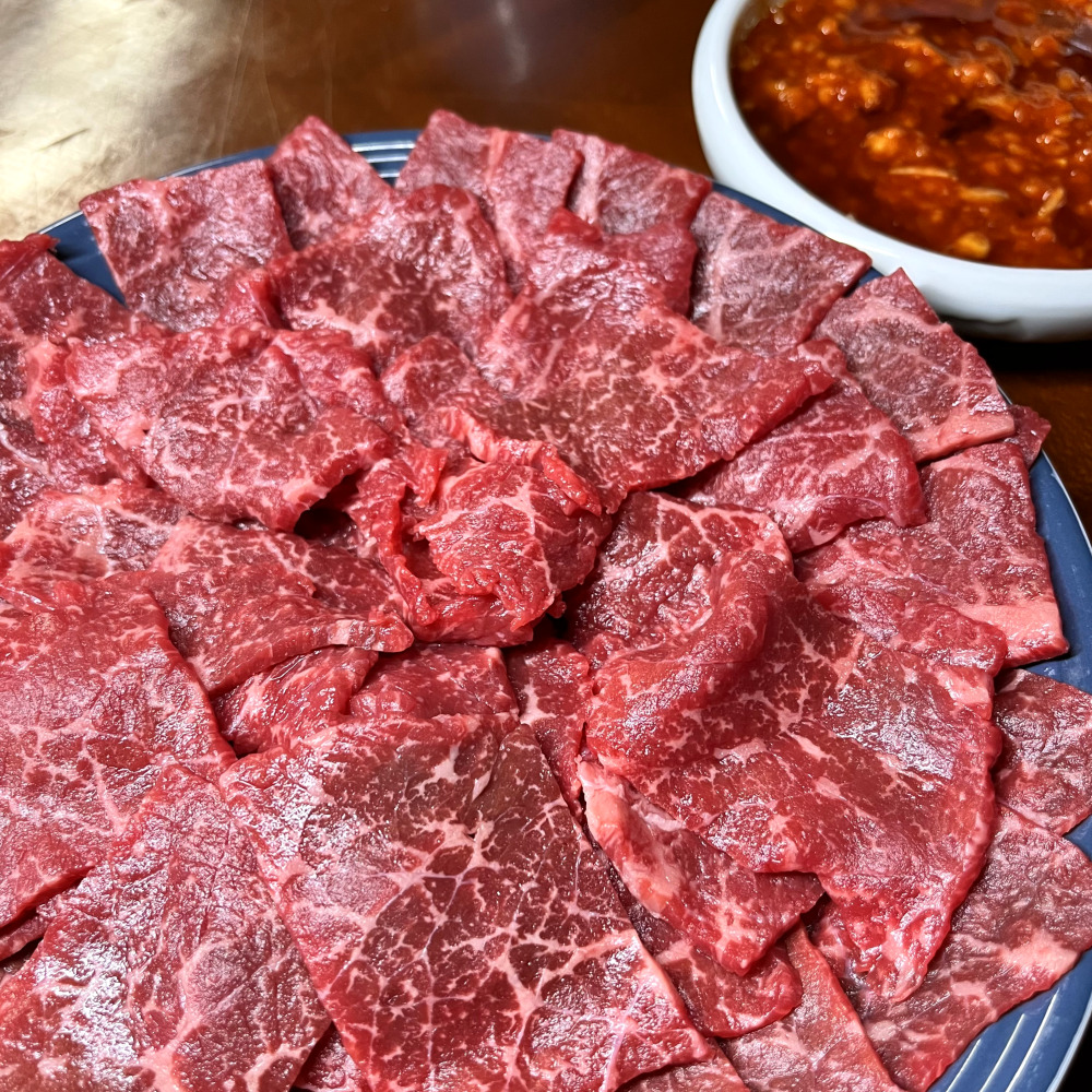 국내산 한우 육회 육사시미 생고기 쇠고기 200g 2인분 : 삼형제고기