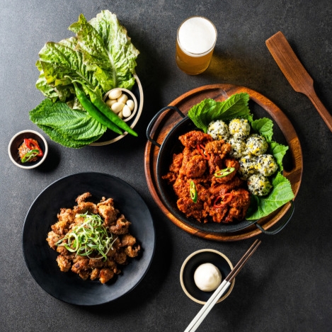 두툼한 소금 매콤 오돌뼈 볶음 오돌갈비 오도독뼈 야식 캠핑 안주 : 참사랑하우스