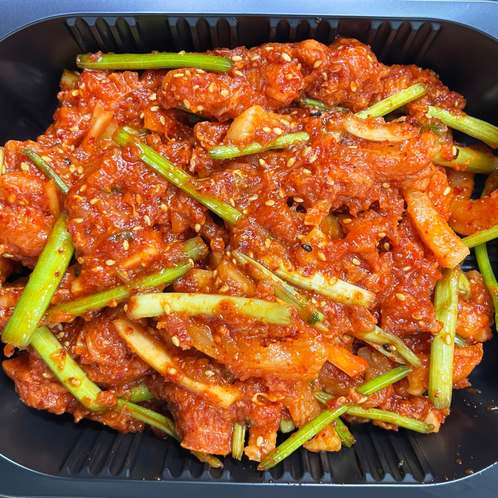 [대구시 배달] 맛있게 무쳐낸 오징어무침(小) 1-2인 [서남신 앗싸가오리무침] : 동네시장 장보기