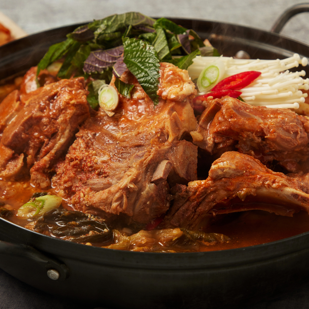 의정부 참별난감자탕 푸짐한 우거지 감자탕 4.5kg 외 2종 캠핑음식 밀키트 : 인생식탁