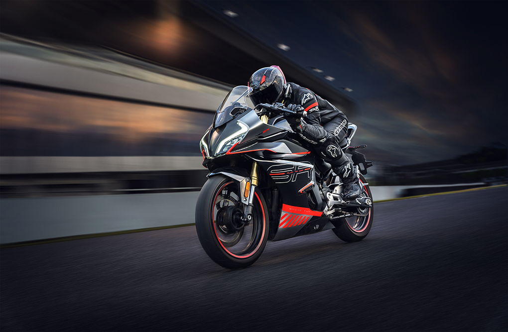 씨에프모토 CFMOTO 450SR - 2025 사전예약!!! 프로모션!!! 개소세인하!!! : 제이퍼포먼스