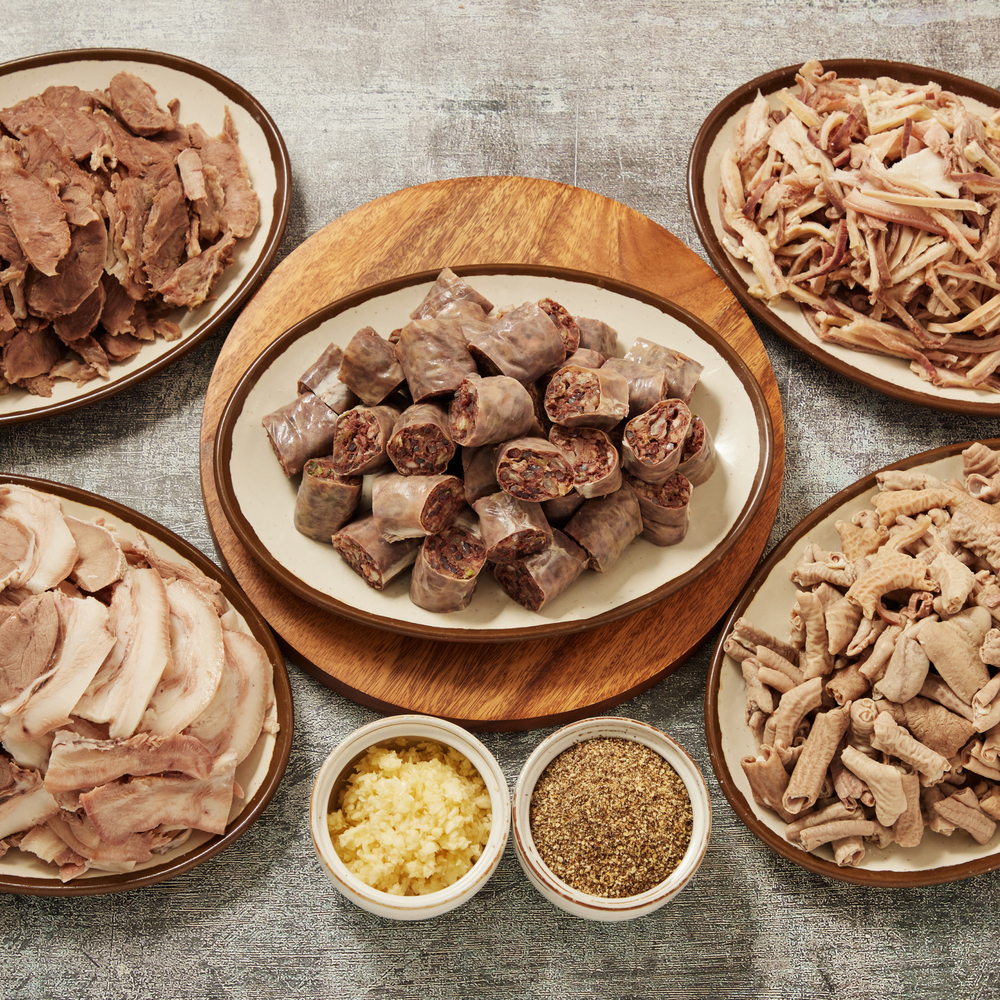 수원 지동시장 밀알왕순대 얼큰순대국 순대국밥 살코기+순대, 860g, 1개 : 인생식탁