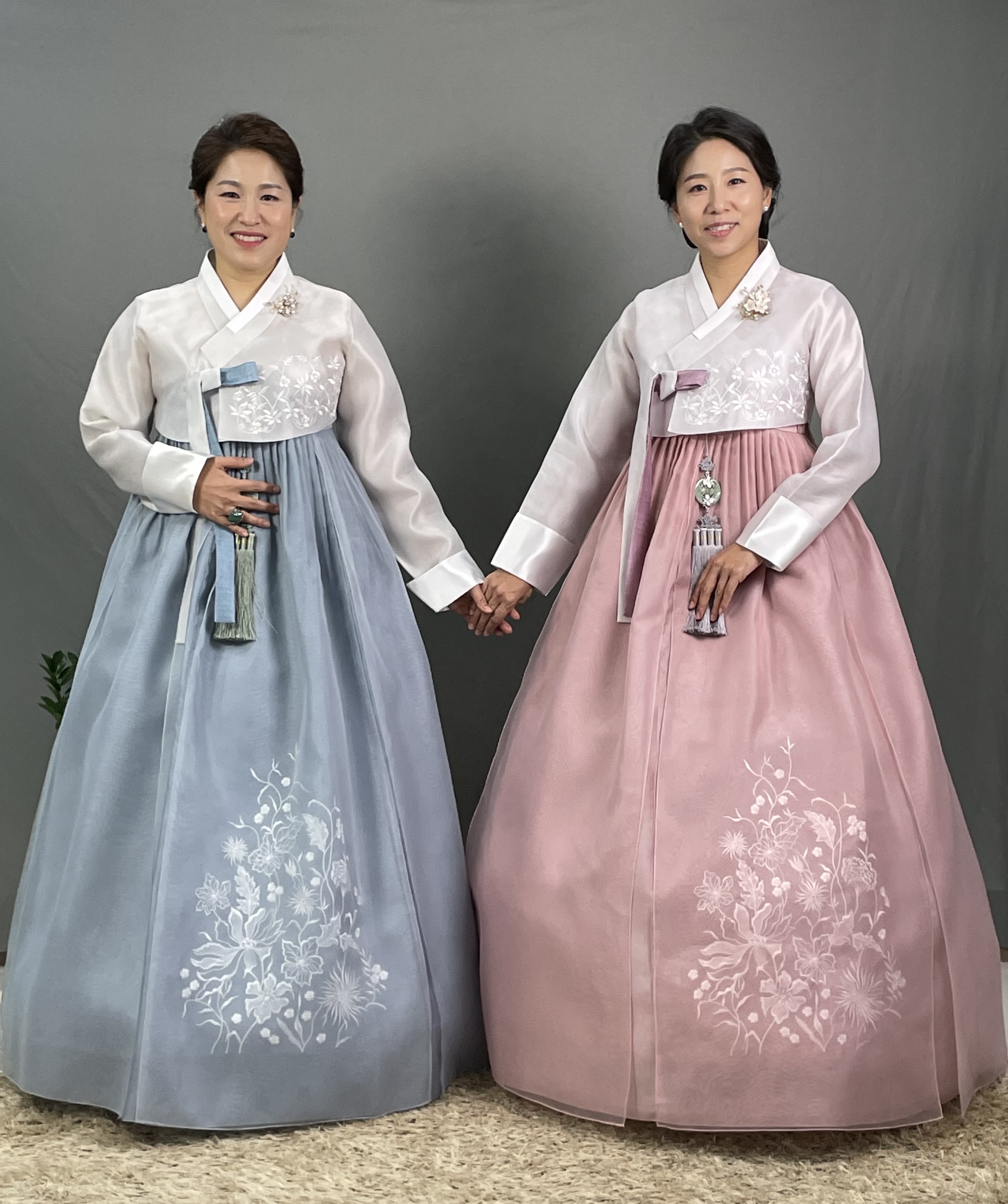 고급 돌잔치 결혼식 혼주 한복 대여 전문점 23종 : 한복의 민족