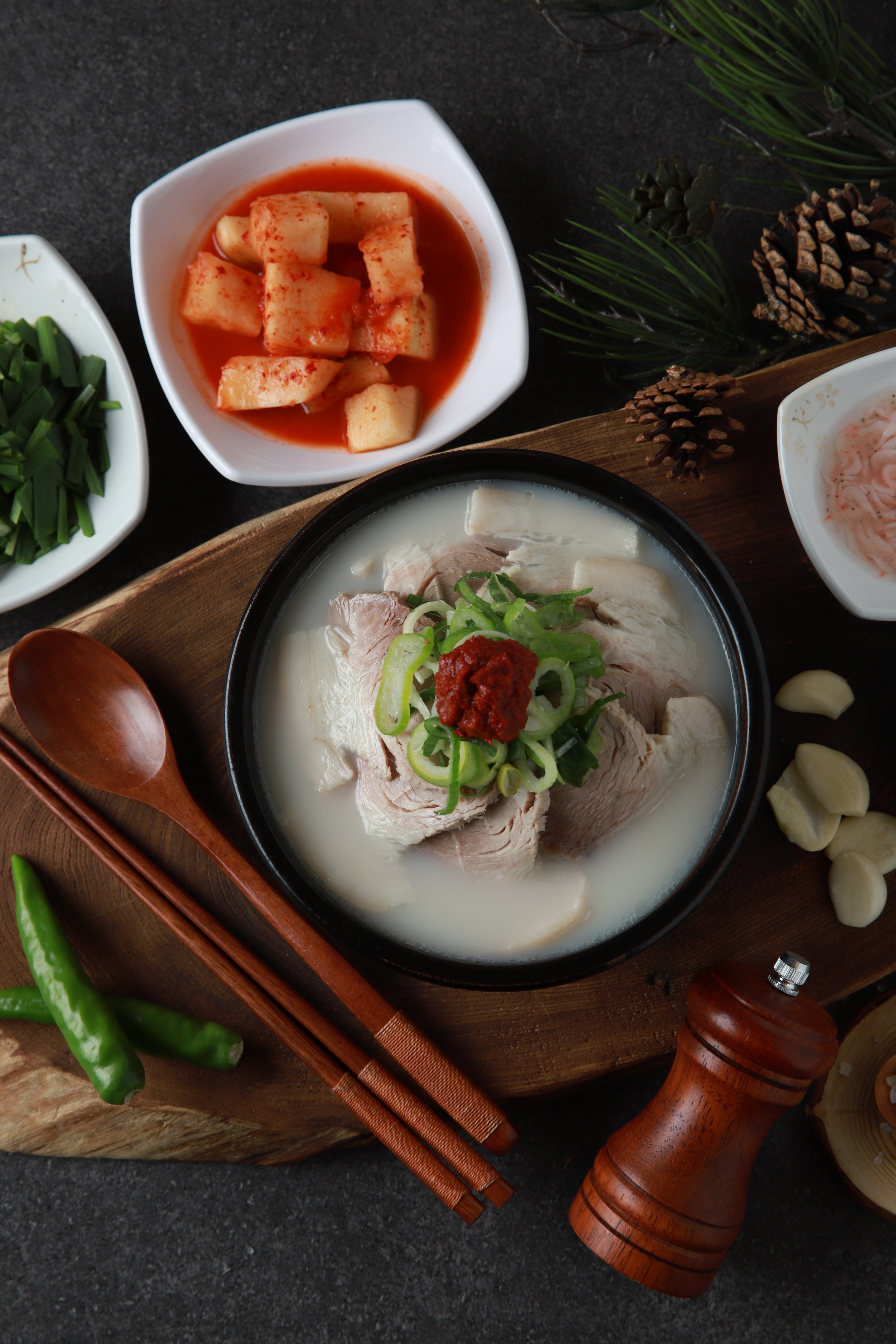 몽실종가 부산 돼지 국밥 국내산 고기 사골육수 전통 살코기 국밥 캠핑 해장 택배 : 부산돼지국밥 몽실종가
