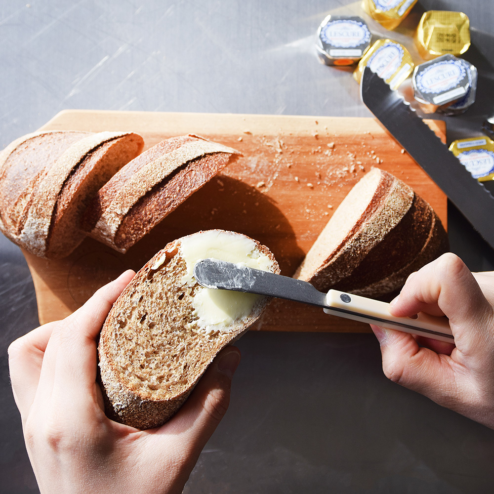 통밀빵 건강빵 천연발효종 저염 저지방 샌드위치 고소 카페 윤쉐프 정직한 제빵소 : 윤쉐프정직한제빵소