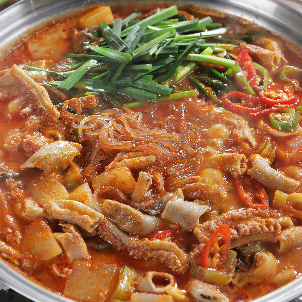 [마음심은] 배윤자 푸짐한 소곱창전골 800g / 얼큰하고 진한 국물 6개 : 고기가지소
