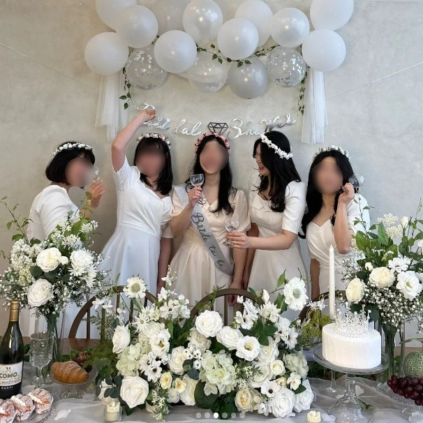 대전 파티룸 포아워 파티패키지 브라이덜샤워 백일상 생신상 크리스마스 렌탈스튜디오 공간대여 : 대전 파티룸 포아워