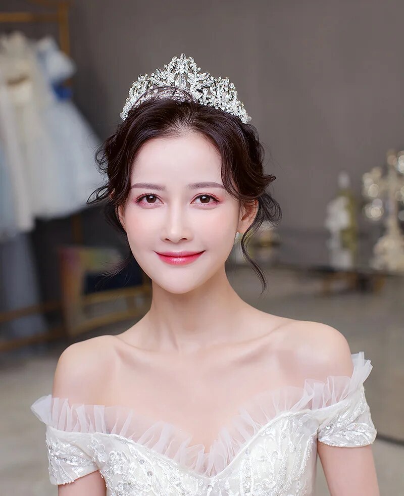 웨딩티아라 미니 헤어밴드 바로크 럭셔리 라인스톤 비즈 하트 신부 왕관 실버 컬러 -175 : 레드밀리
