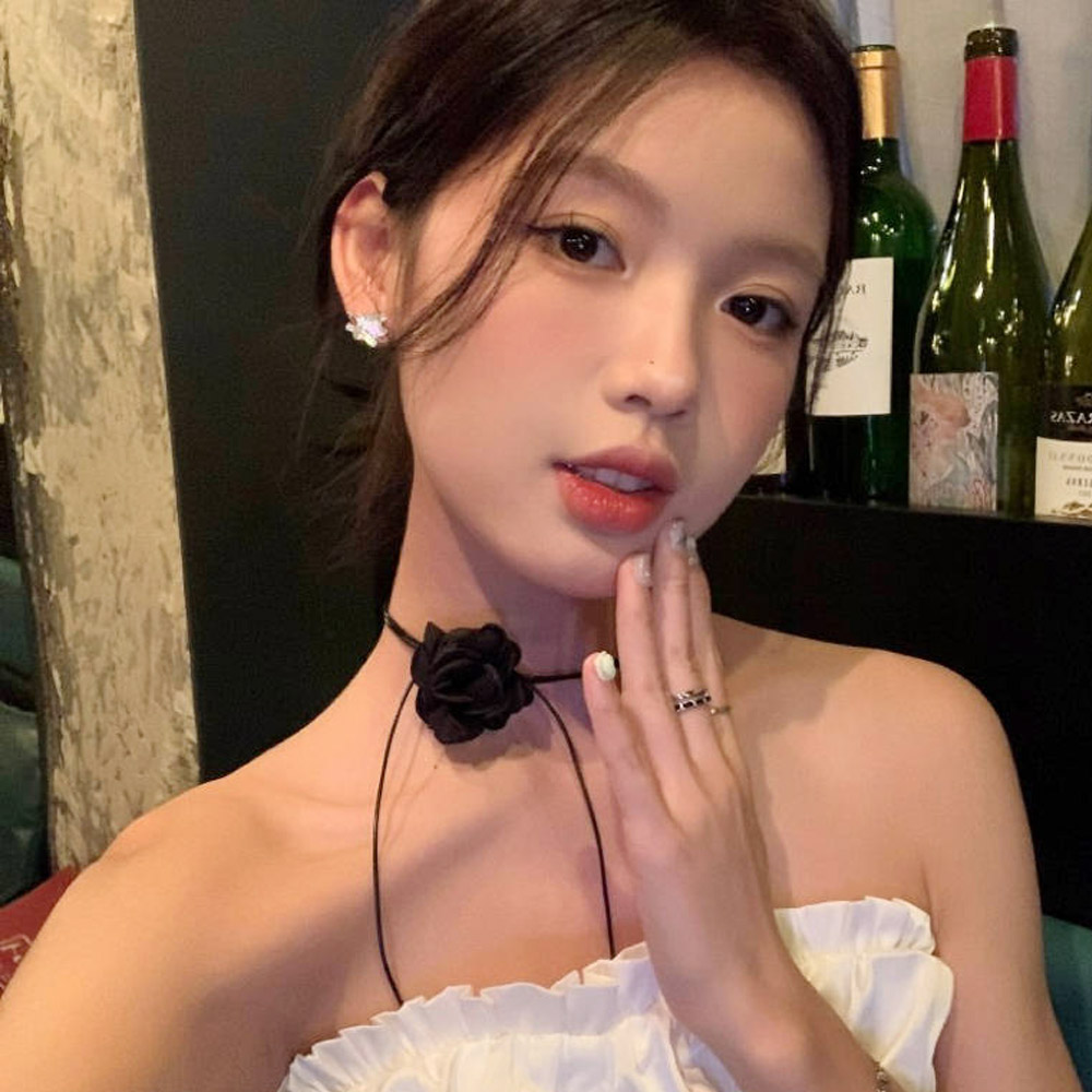 릴아이 블랙 장미 초커 코사지 꽃 플라워 로즈 목걸이 : 루즈루나