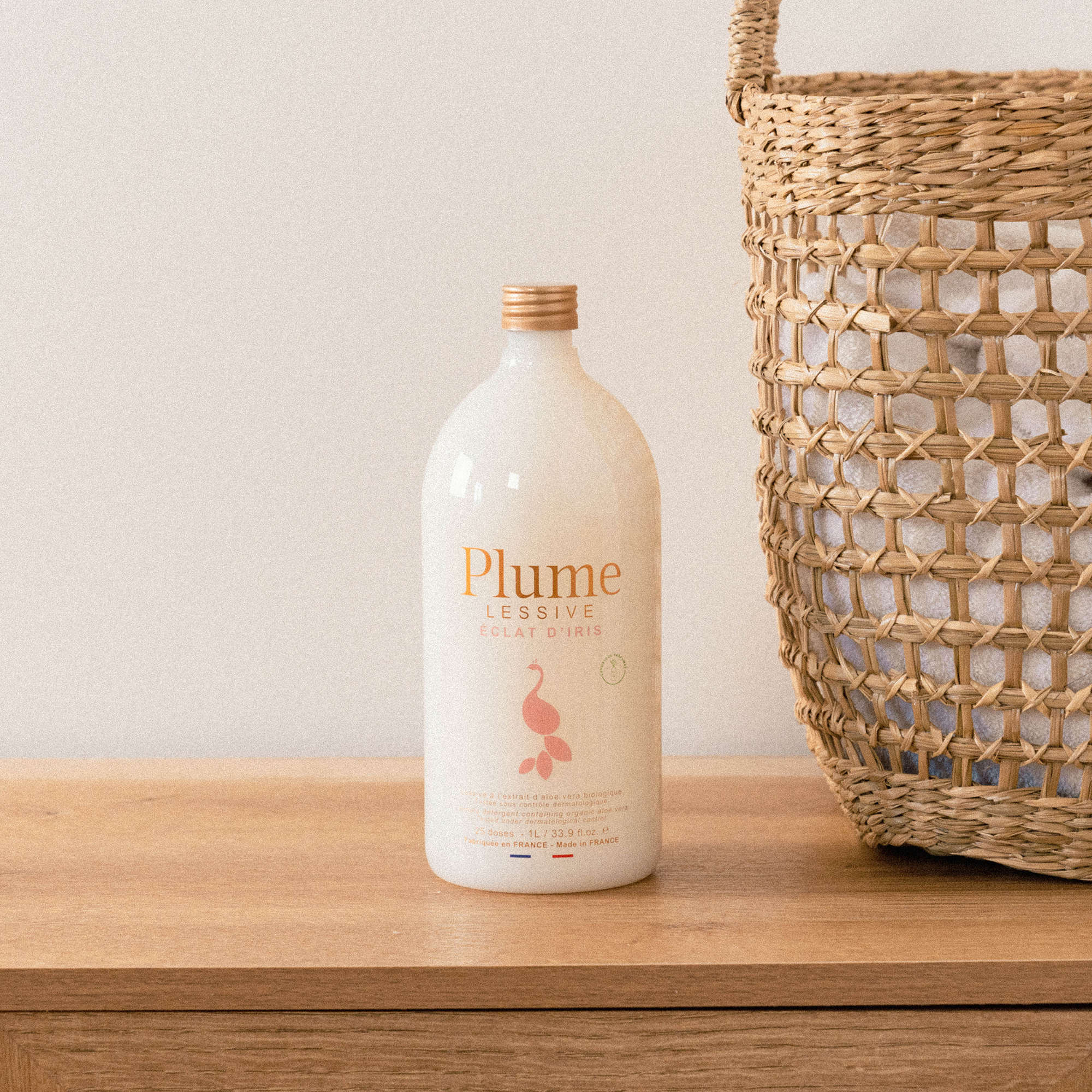 플룸 프랑스 퍼퓸 세탁세제 1L  아이리스향 친환경  프리미엄 올인원세제 : PLUME 플룸