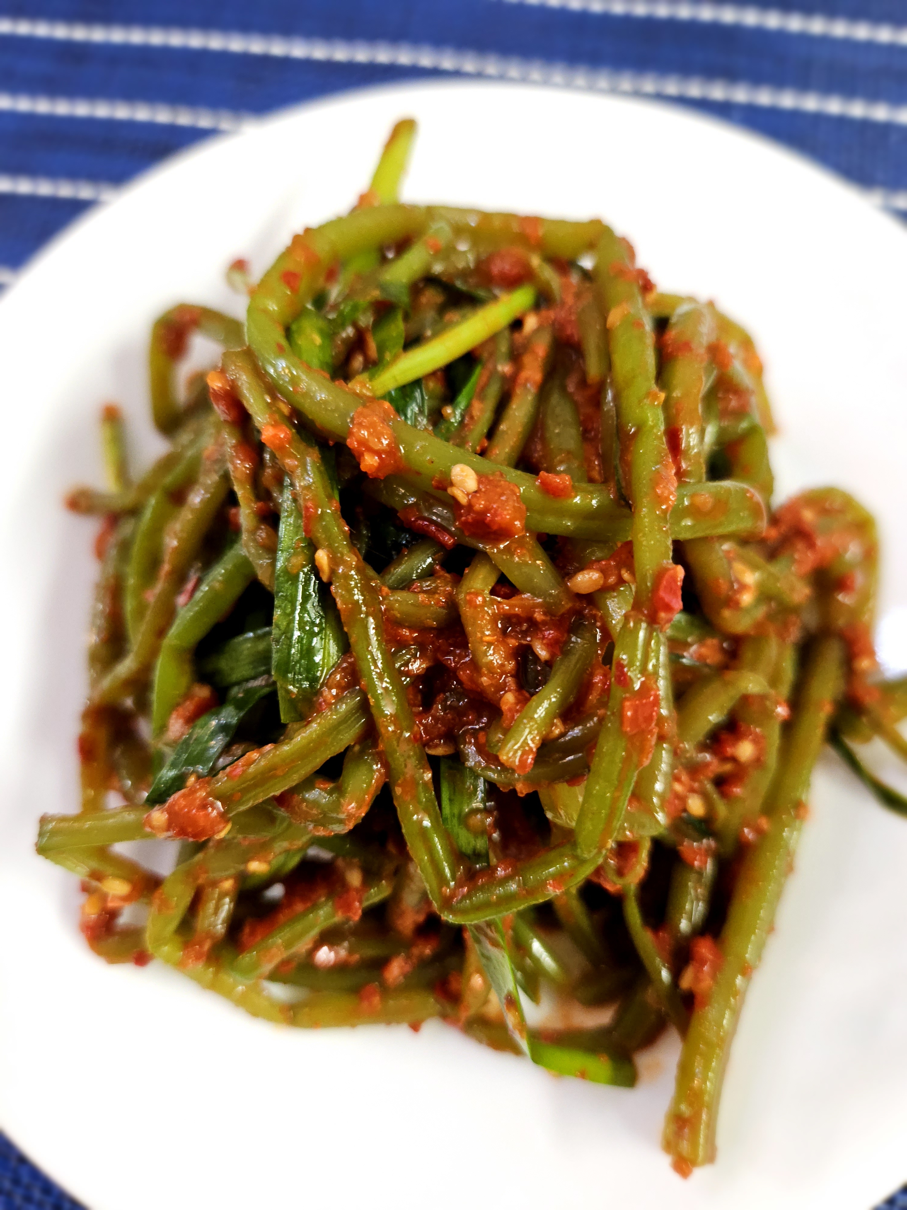 고구마줄기 김치 500g / 고구마순 김치 / 전라도 김치 맛집 : 광주 김치하우스
