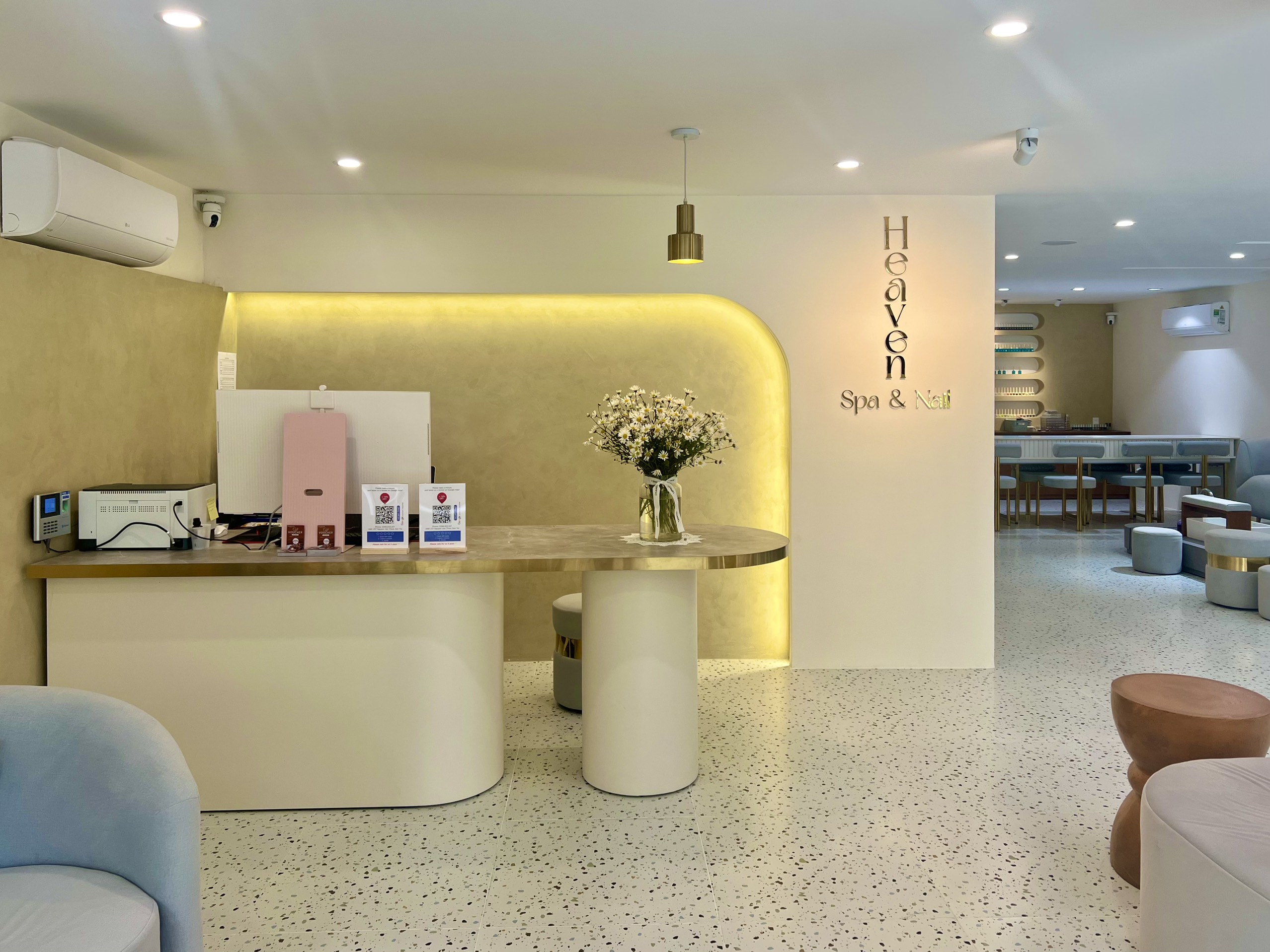 [다낭] 헤븐스파 Heaven Spa (미케비치, 럭셔리 스파, 네일, 젤아트, 마사지) : 스타인월드
