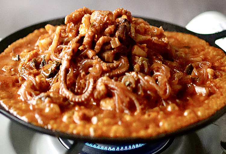 조방댁 조방앞 낙곱새 곱창전골 밀키트 캠핑음식 기본맛 매운맛 800g 1300g : 조방댁심플릿