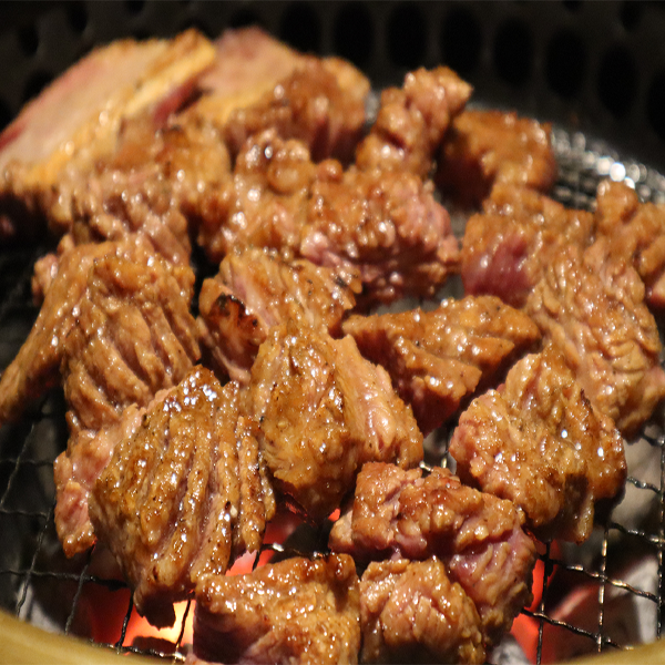 (드림스퀘어1)국내산 설악 4인세트 돼지양념구이 1.5kg 설악칡냉면10ea 동치미육수 10ea, 만능비빔장 1ea, 얼큰육개장 1ea, 나주곰탕 1ea... 