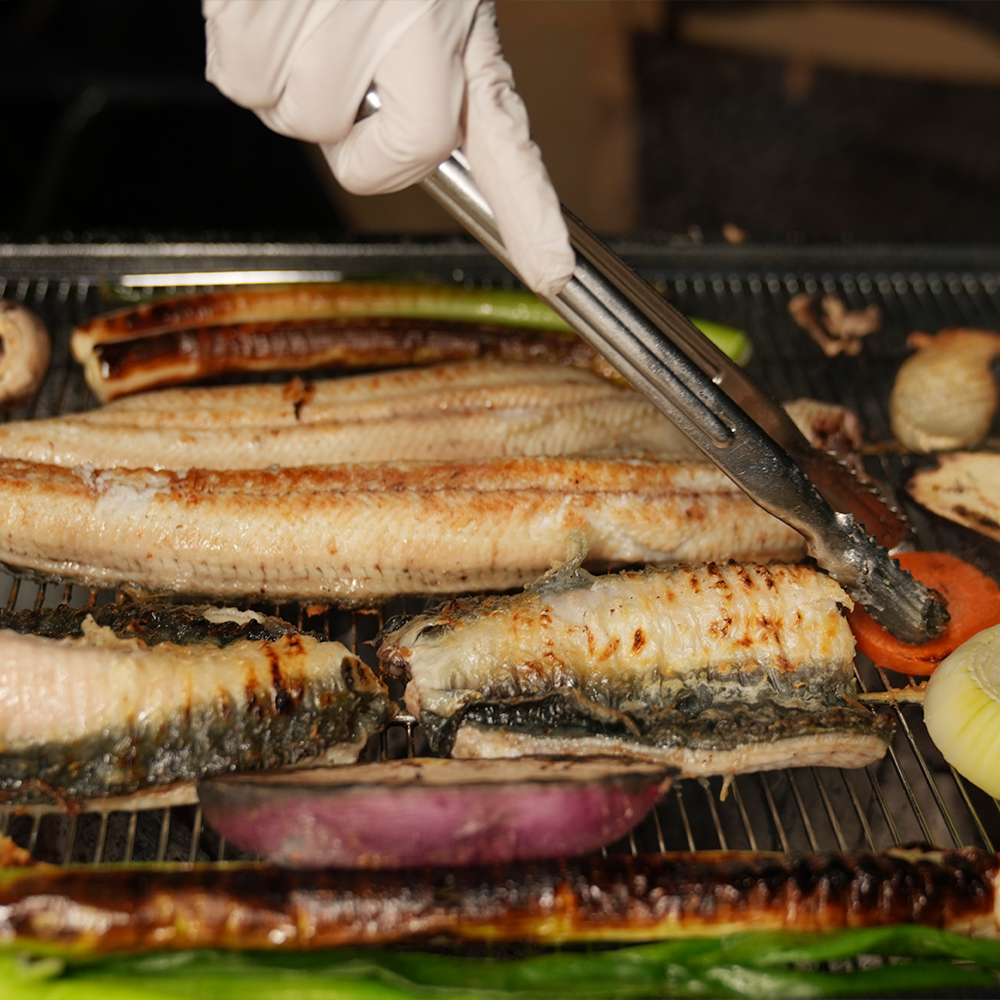 욱장어 1kg 원호농수산 국내산 자포니카 민물장어 500g 손질후 300g : 원호농수산 욱장어