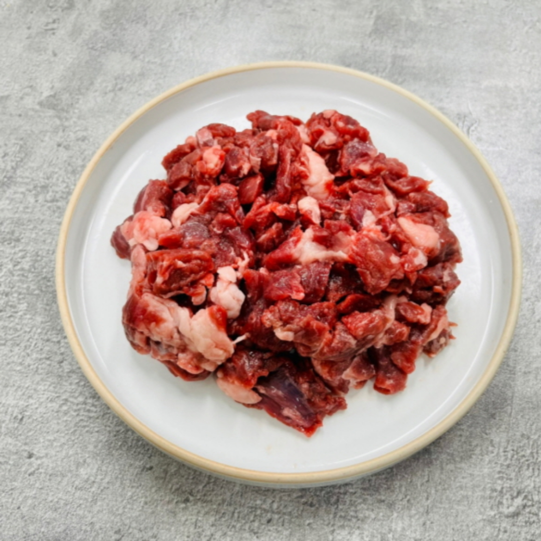 한우 투쁠 국거리 소고기 300g : 고기바다냉장고