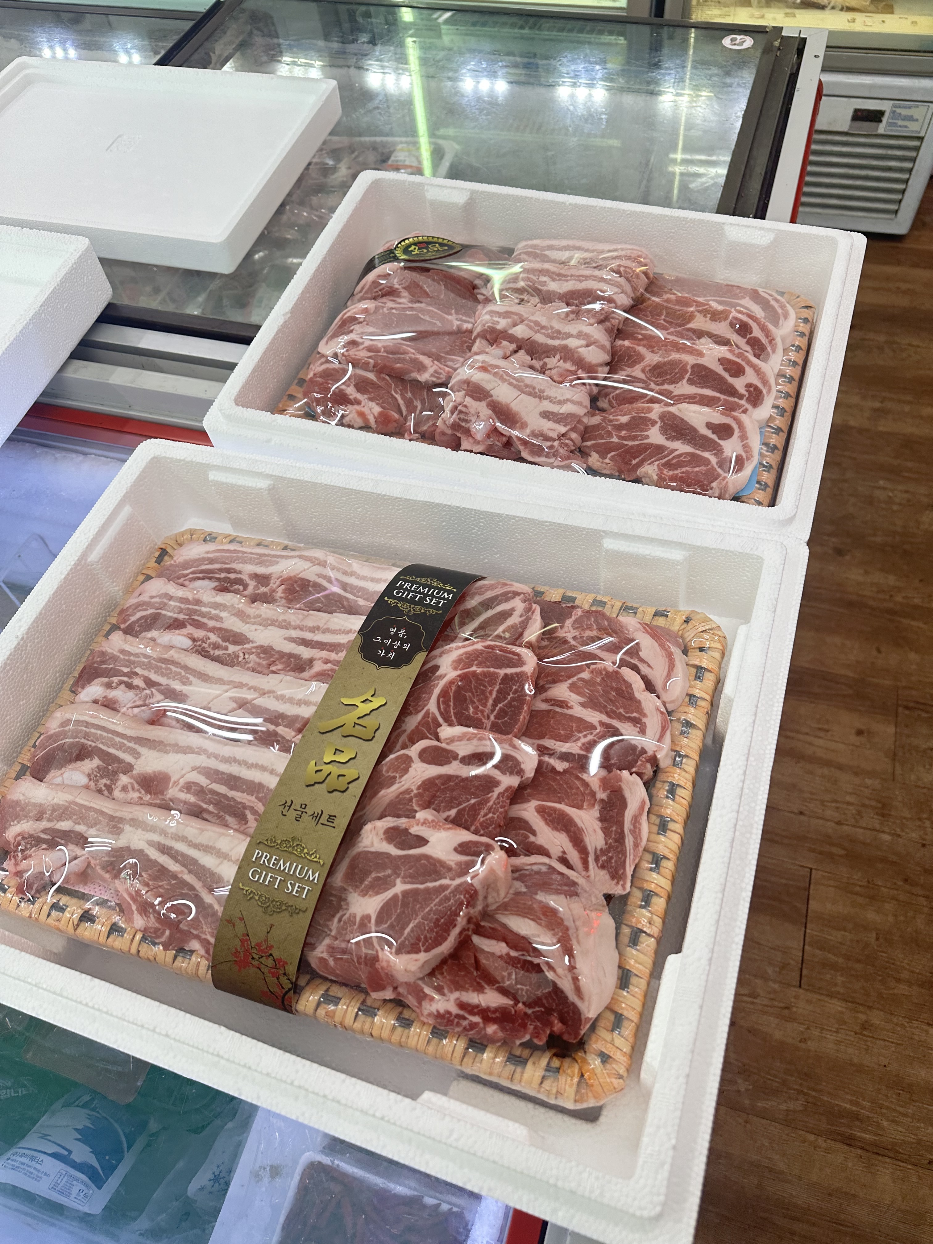 한창미트 한돈선물세트 돼지고기 삼겹살 목살 항정살 2kg 정A세트 : 한창미트