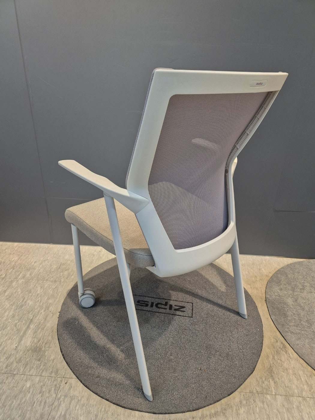 시디즈 아이블 ible서울대의자 반고정 도서관용 의자 T501FE TNA501FE : 스마일시디즈