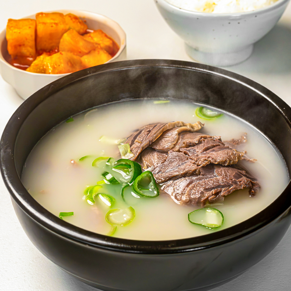 100% 한우로 진하게 우려낸 사골 곰탕 500g 2+2팩 곰국 설렁탕 무방부제 : 명태잡는날
