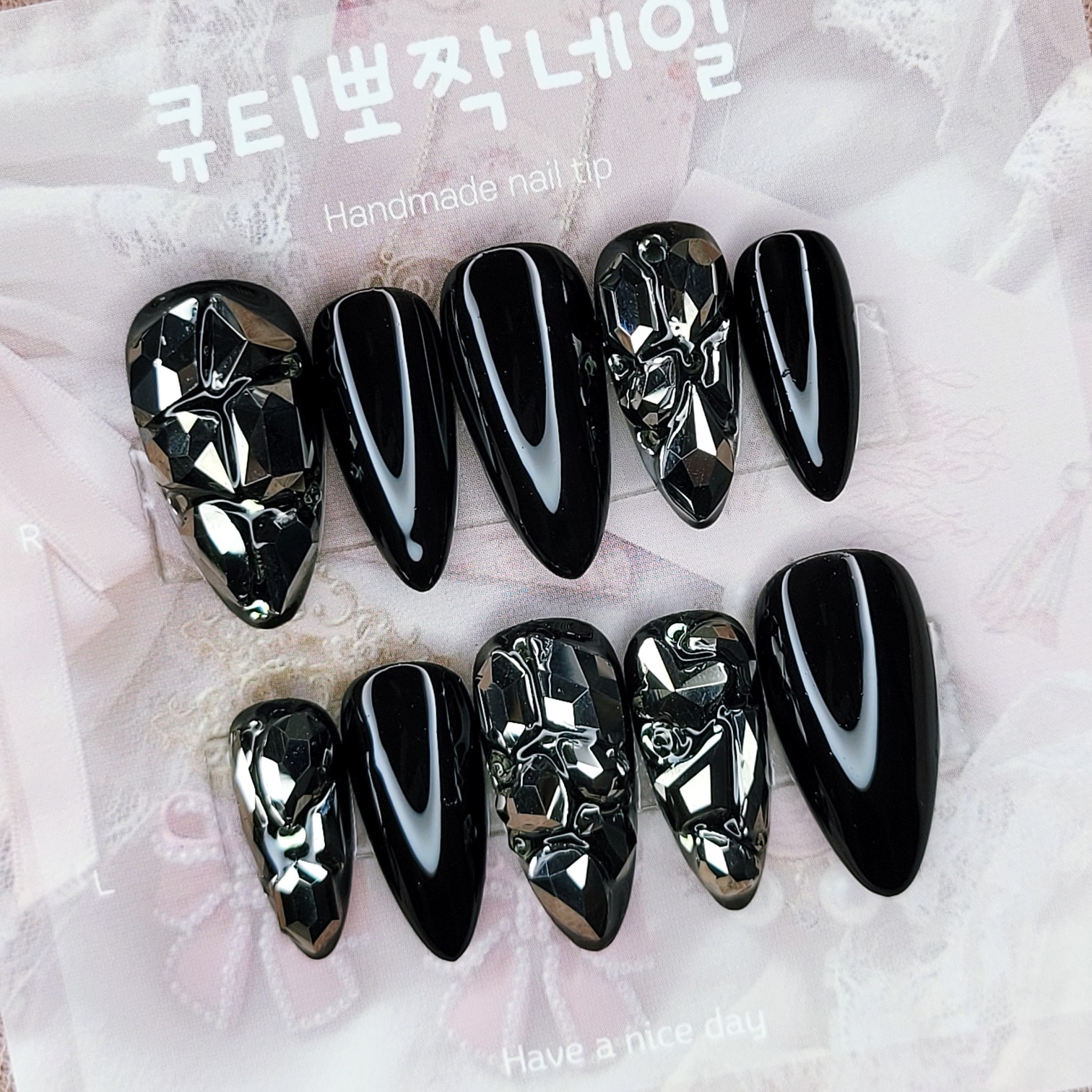 올블랙 풀스톤 수제네일팁 : 큐티뽀짝네일