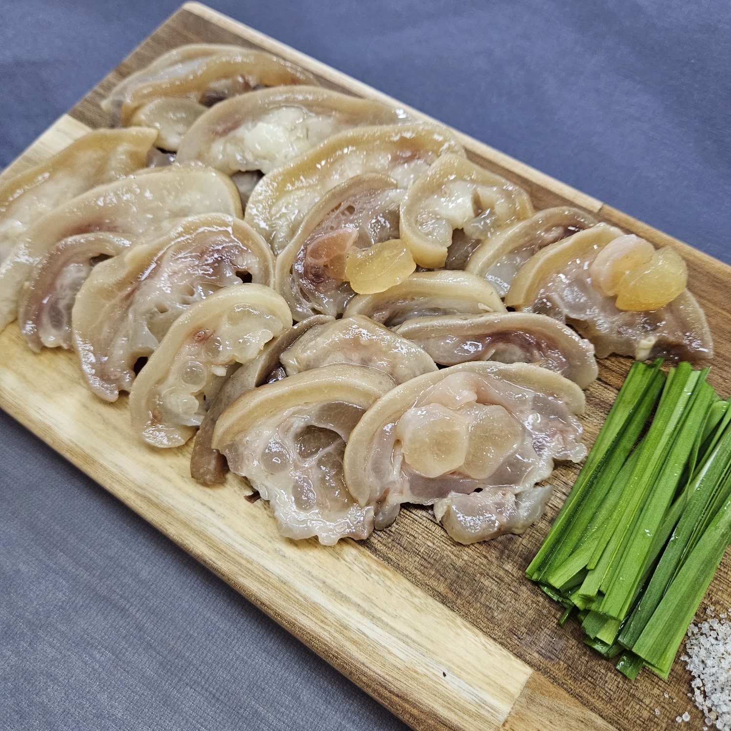 국내산 한우 우족 스지 500g 3~4인분 곰탕 국밥 전골 캠핑 밀키트 안주 음식 : 강줌마