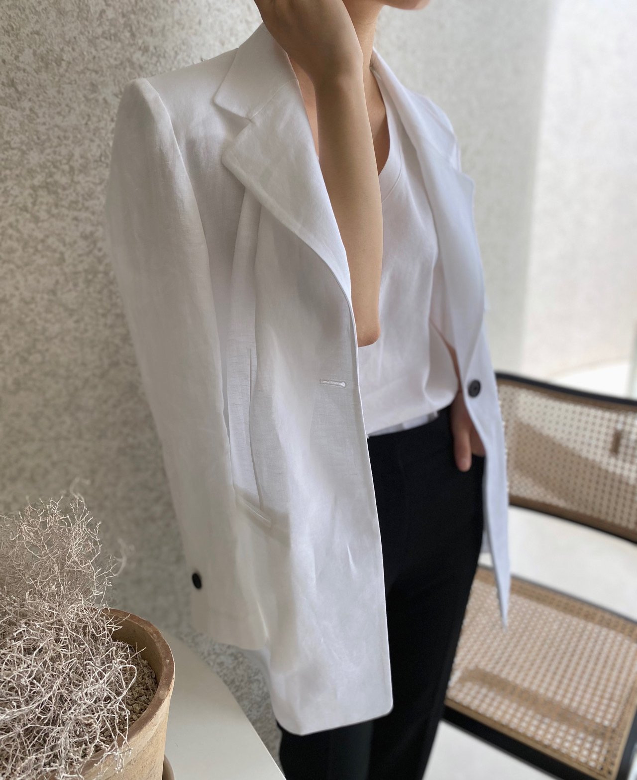자수 린넨 포켓 자켓 여름 원포켓 하프기장 백 슬릿 포멀한 아우터 ING 아이엔지 : MI:U 미유