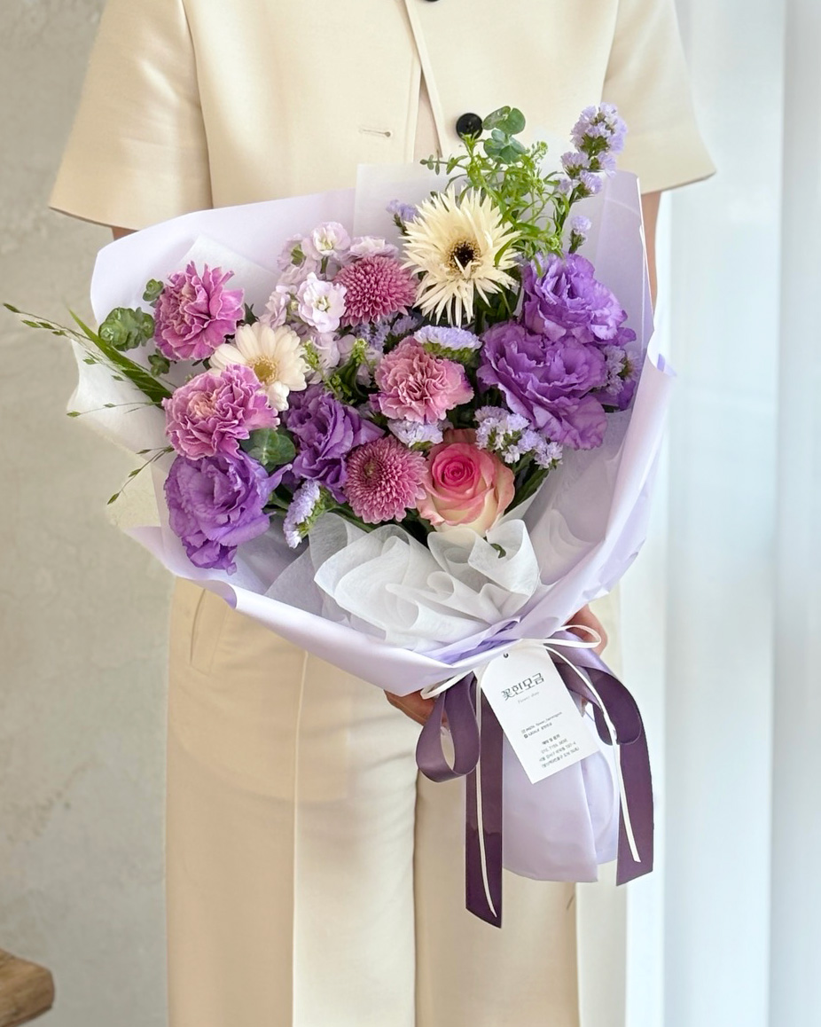 라벤더 가든 기본꽃다발 : 꽃한모금