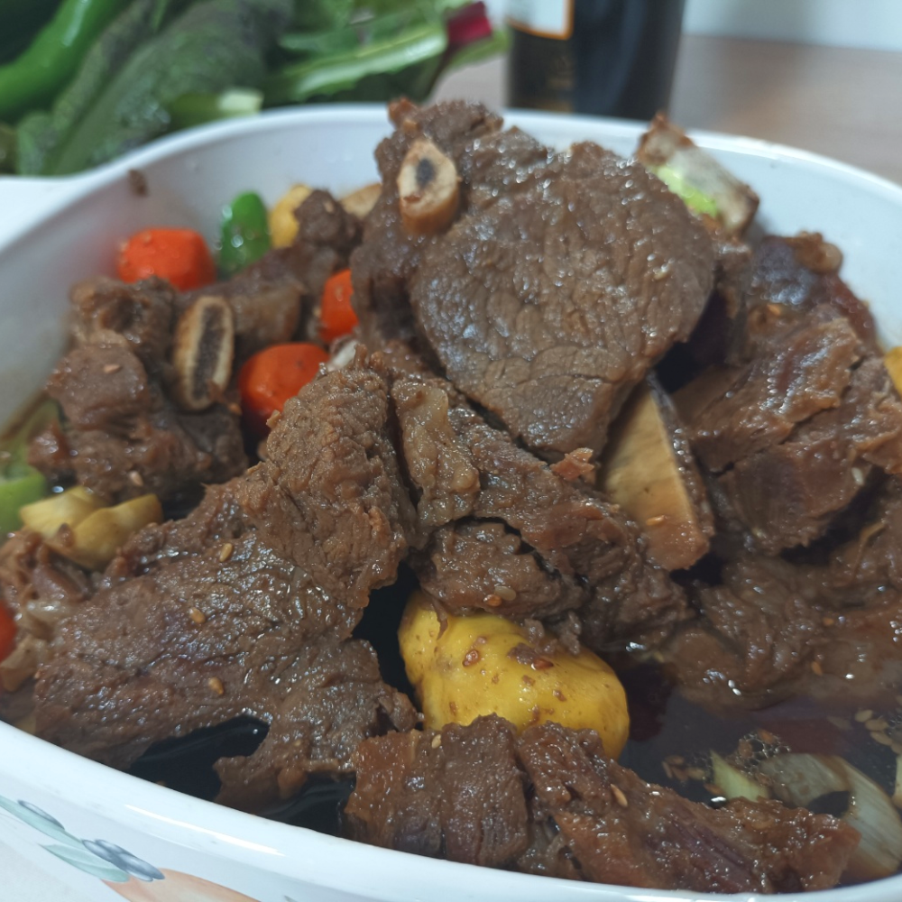 양념 LA 소갈비찜 1kg 양념갈비 한상차림 명절음식 고기반찬 혼술 혼밥 부담없이 푸짐하게 : 고기반찬 푸짐하게 달미푸드