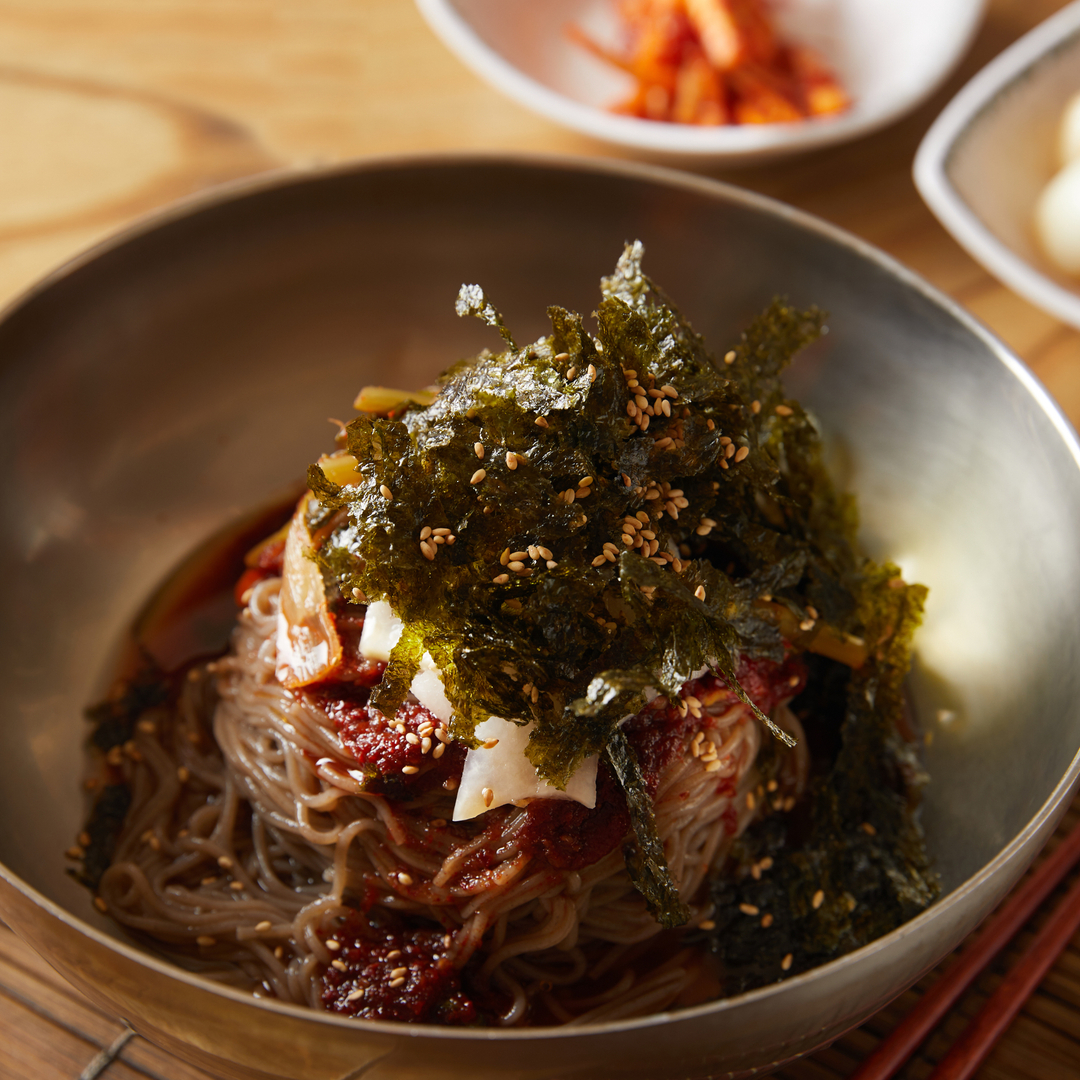 희희닭 봉평 메밀막국수 2인분 물 비빔 동치미맛 육수 : 숯불닭갈비희희닭