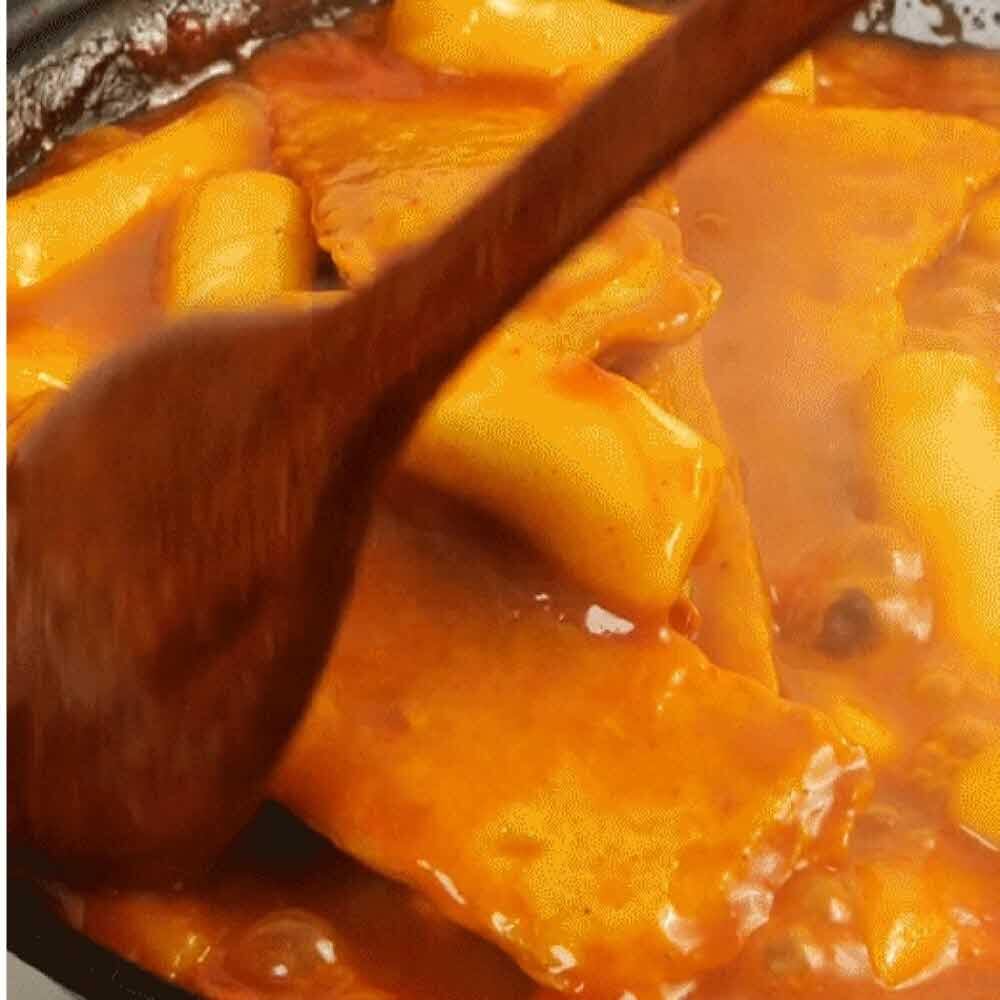 떡볶이 밀키트 중간맛 쌀떡 매콤한 맛있는간식 600g : 럭키투데이365