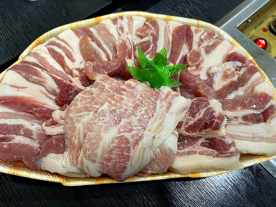 캠핑용 바베큐 고기세트 펜션 글램핑 여행용 요리 간편 삼겹살 목살 한돈 양갈비 : 강릉정육점 형제축산