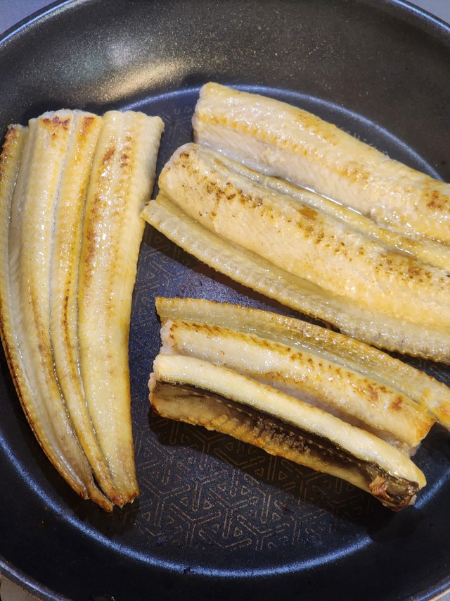 완도 반건조 손질 장어 4-6미/7-10미 캠핑 바다 장어구이 장어탕 술안주 : 완도아가씨