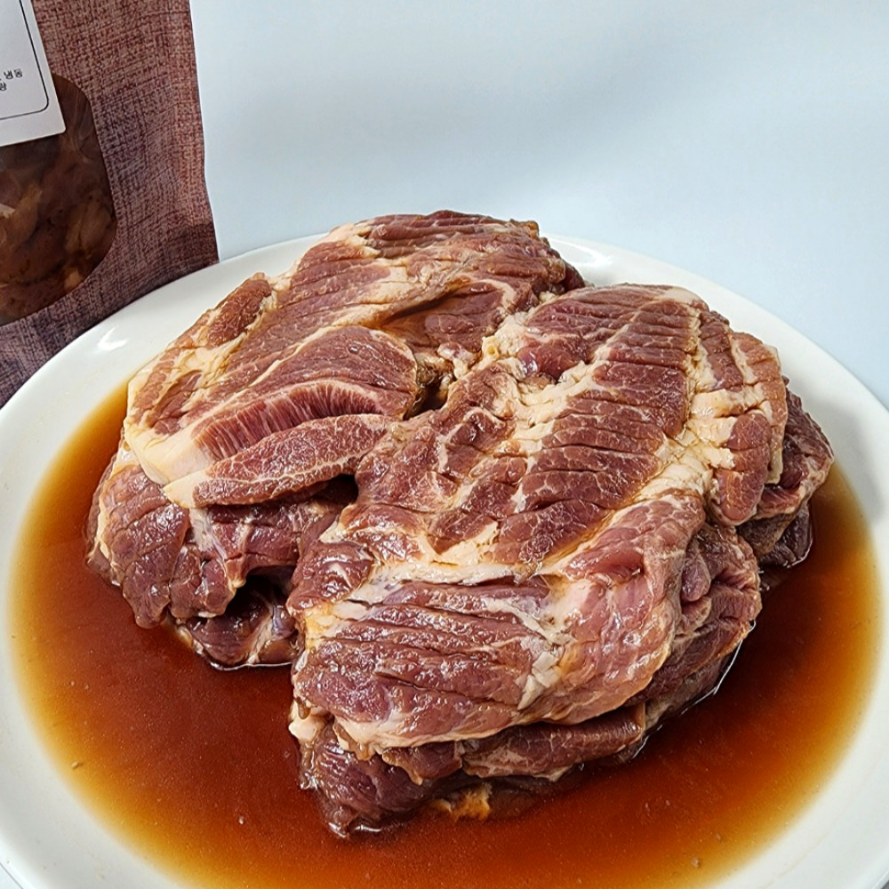수제 돼지왕구이 돼지갈비 제육볶음 1Kg 한돈양념목살 850g : 우돈상회