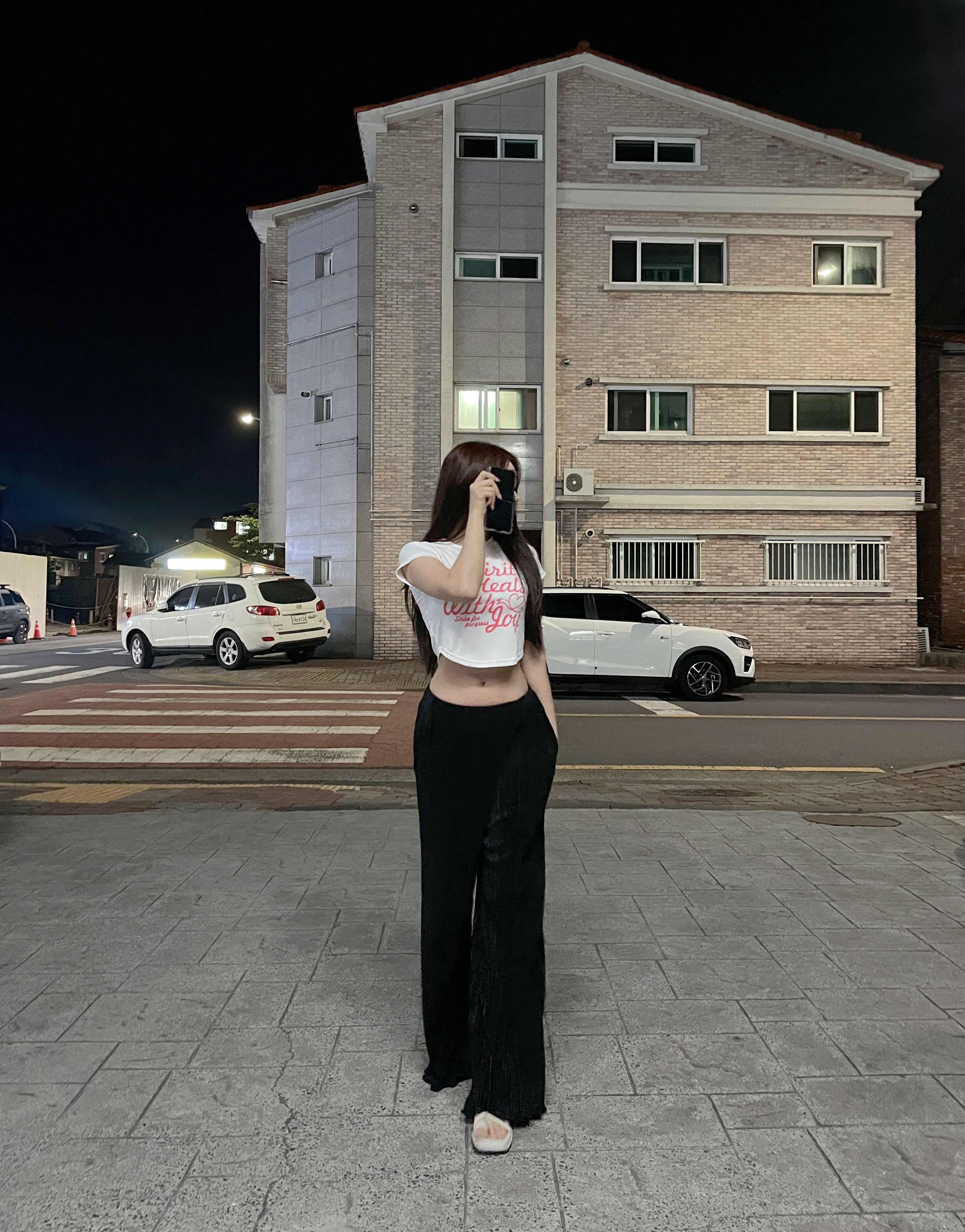 흠뻑쇼 옷 여성 레터링 크롭 반팔 티셔츠 : 라르멜