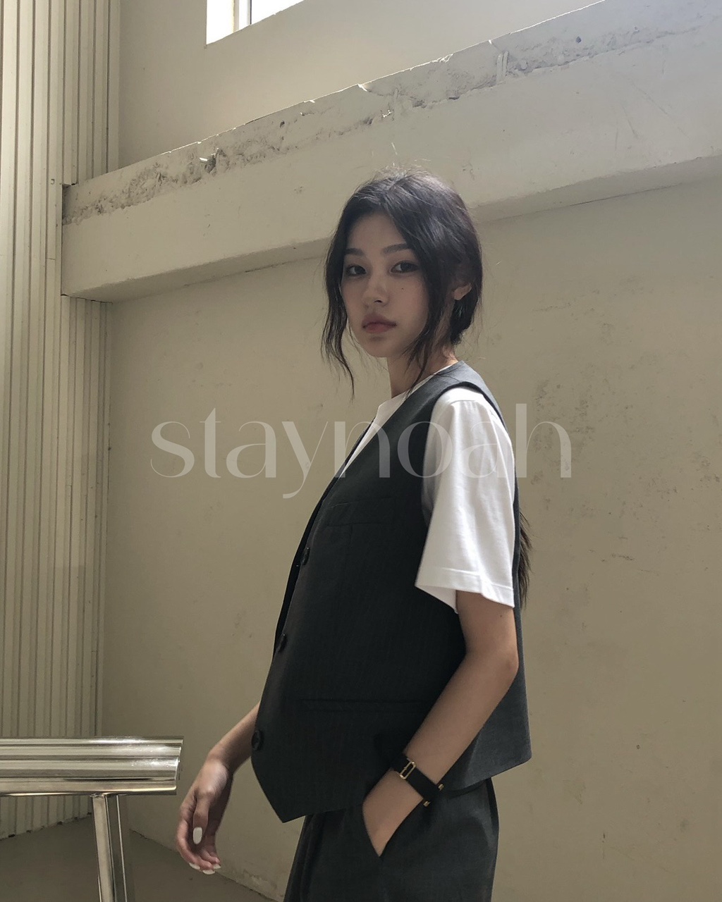 (차콜 당일) repeller 리펠러 포그 스트라이프 베스트 V넥 민소매 조끼 (2c) : 스테이노아