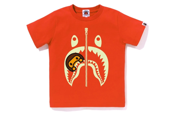 [베이프정품] 키즈 반팔티 글로우 인더 다크 마일로 샤크 티 BAPE GLOW IN THE DARK MILO SHARK TEE : 재팬베이프스토어