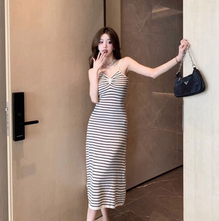 카라 롱원피스 단정한 베이직 데일리 꾸안꾸 데이트룩 3color : 퀵브루