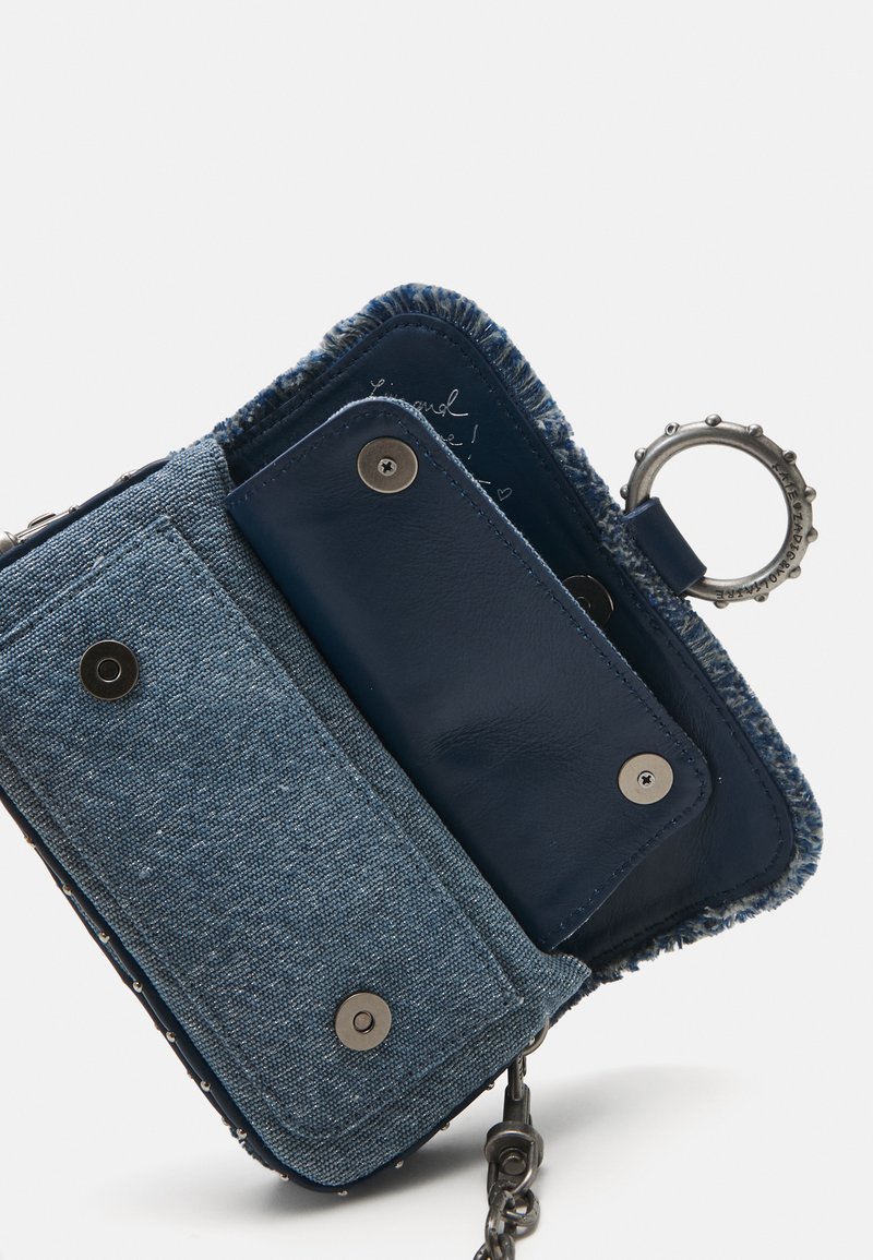 쟈딕앤볼테르 케이트 월렛 체인 데님 숄더 백  ZADIG & VOLTAIRE KATE WALLET GLITTER SHOULDER BAG Z2151H090-K11 : 헤니할로