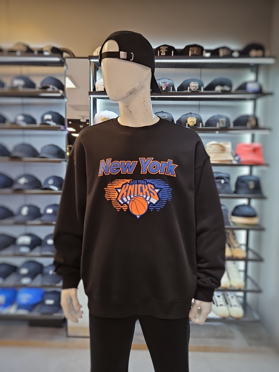 NBA NYK 다이나믹 라운드 맨투맨 N241TS030P : 뉴코아 부천점 NBA