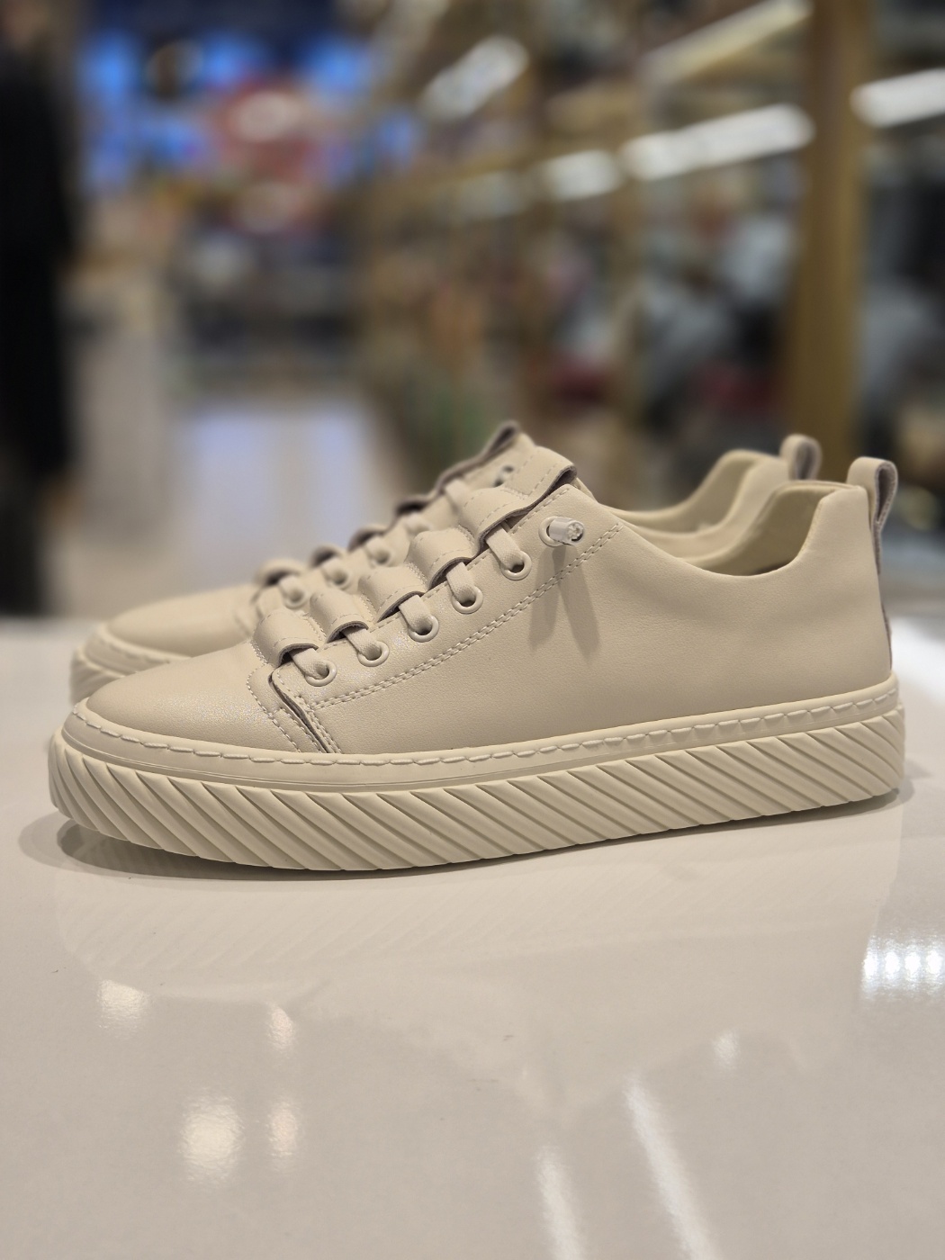 FRANCO FERRARO 프랑코페라로 온다 남성 스니커즈 FFSM114 WHITE : 현대가산 팩토리스토어