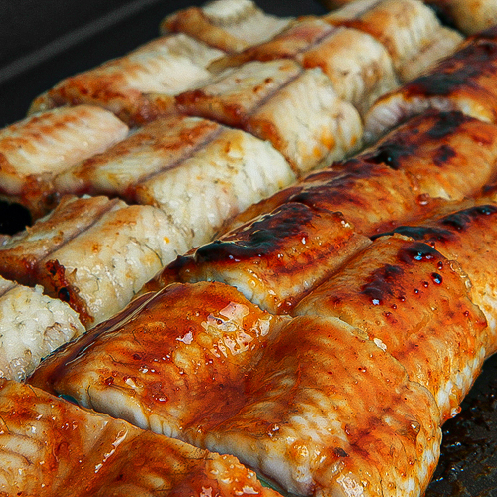 통수산 국내산 풍천 자포니카 손질 민물장어 1KG 소스 초생강 증정 손질후 600g 450g 내외 : 통 수산