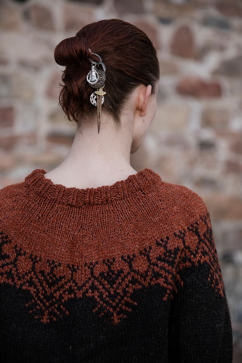 Knitted Kalevala II by Jenna Kostet : 누가바 닛츠