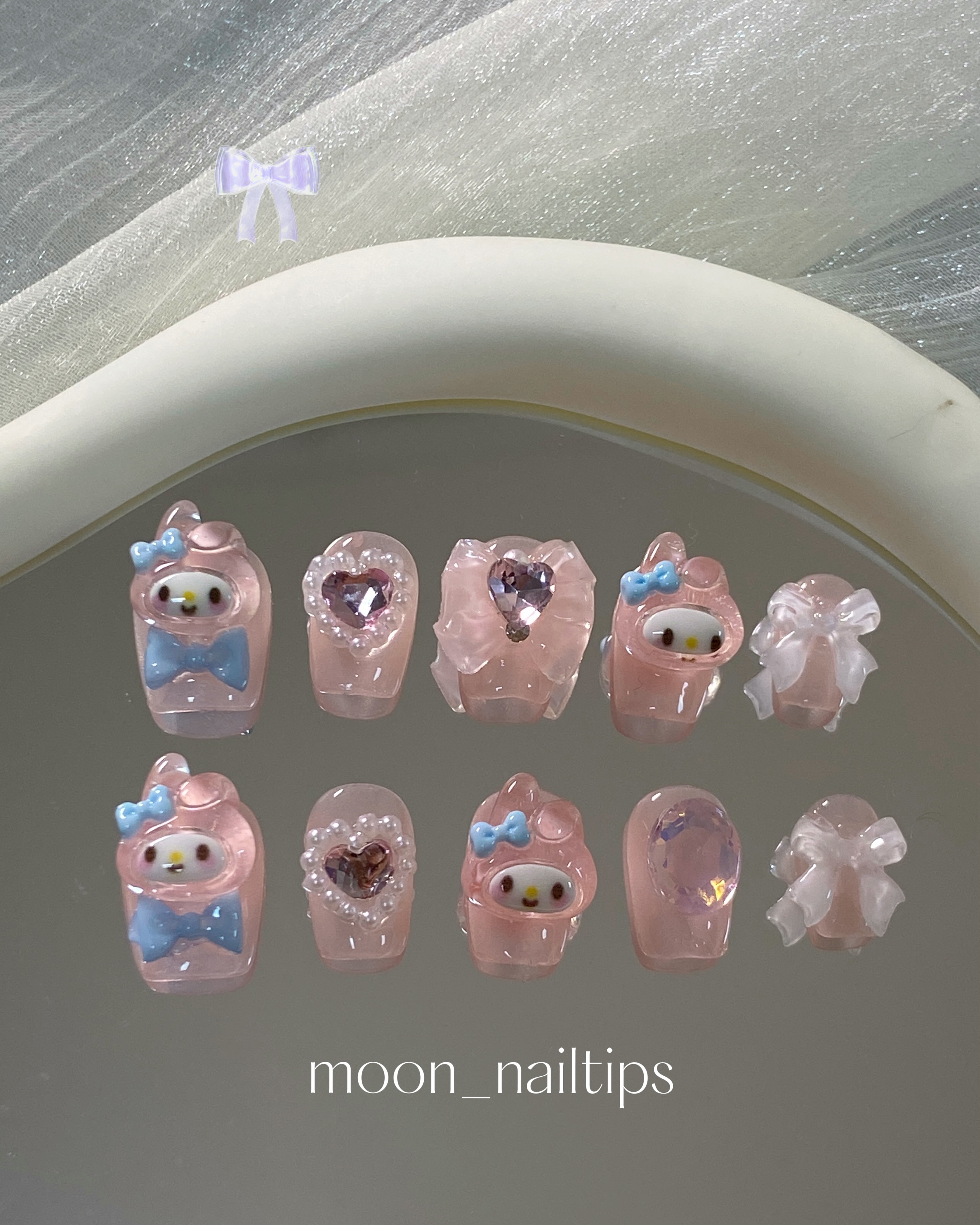 라운드 핑크색 산리오 마이멜로디 수제네일팁 크리스탈 : Moon네일팁